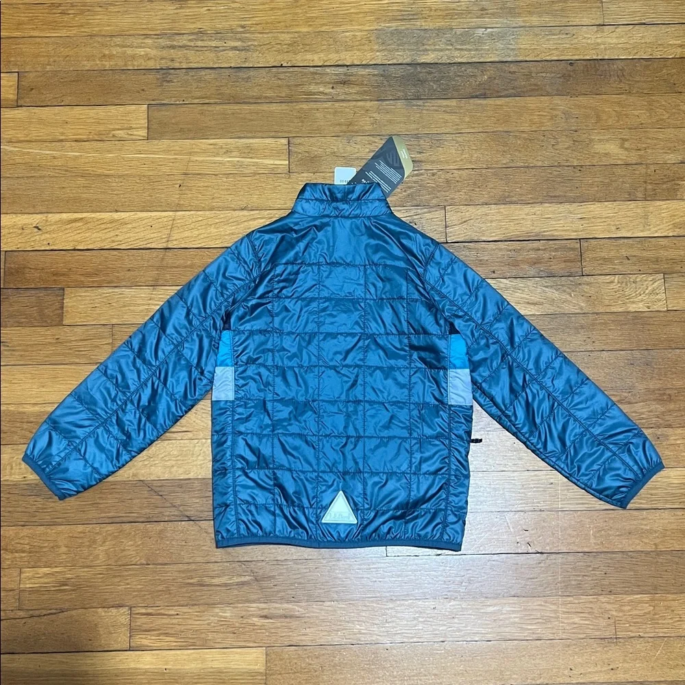 LL Bean PrimaLoft Packaway Jacket in Sail Blue Stripe, Kid’s size Medium